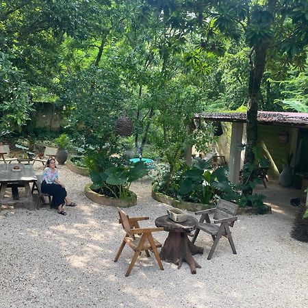 Casa Silice Guesthouse Valladolid  Zewnętrze zdjęcie