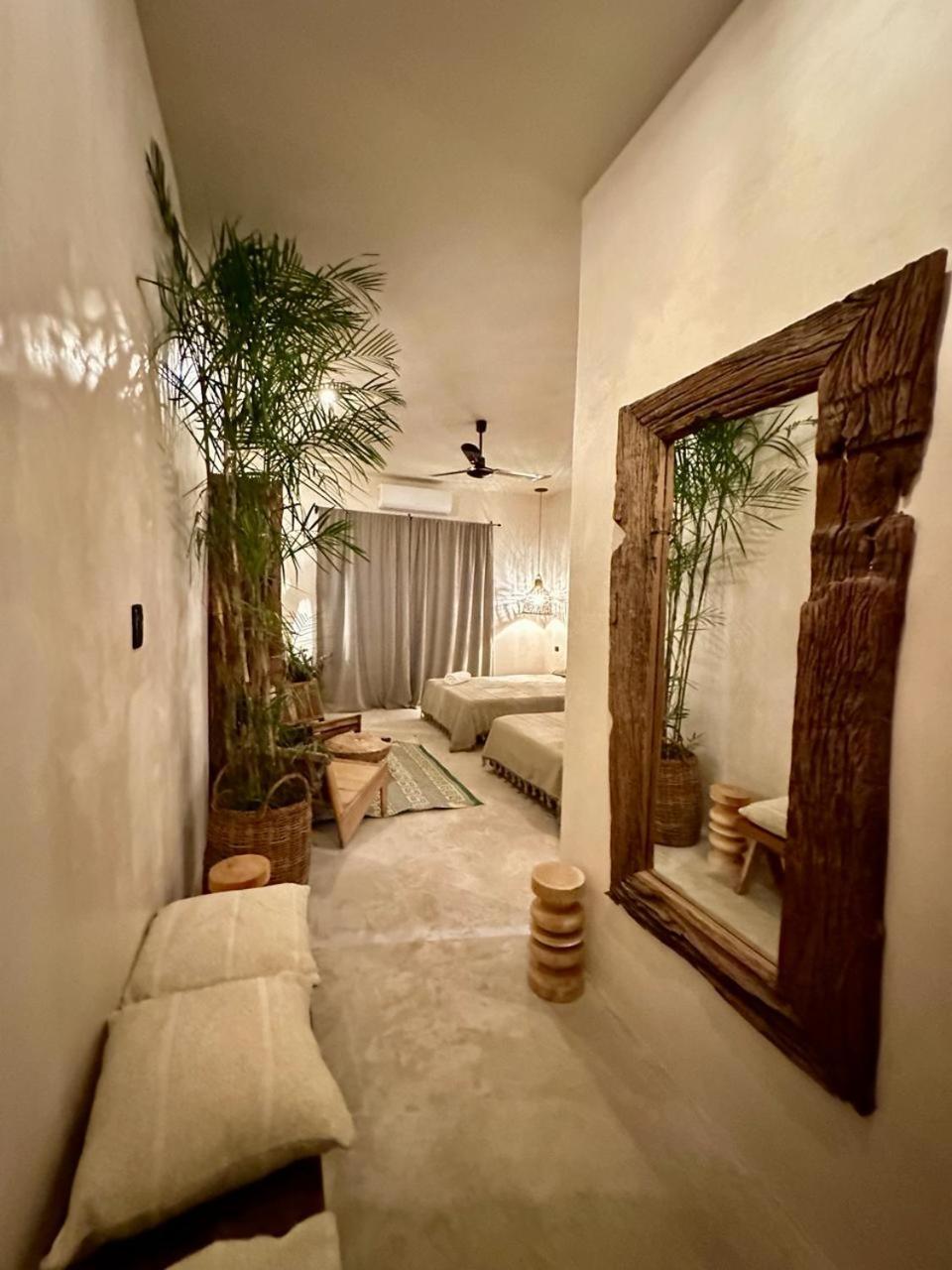 Casa Silice Guesthouse Valladolid  Zewnętrze zdjęcie