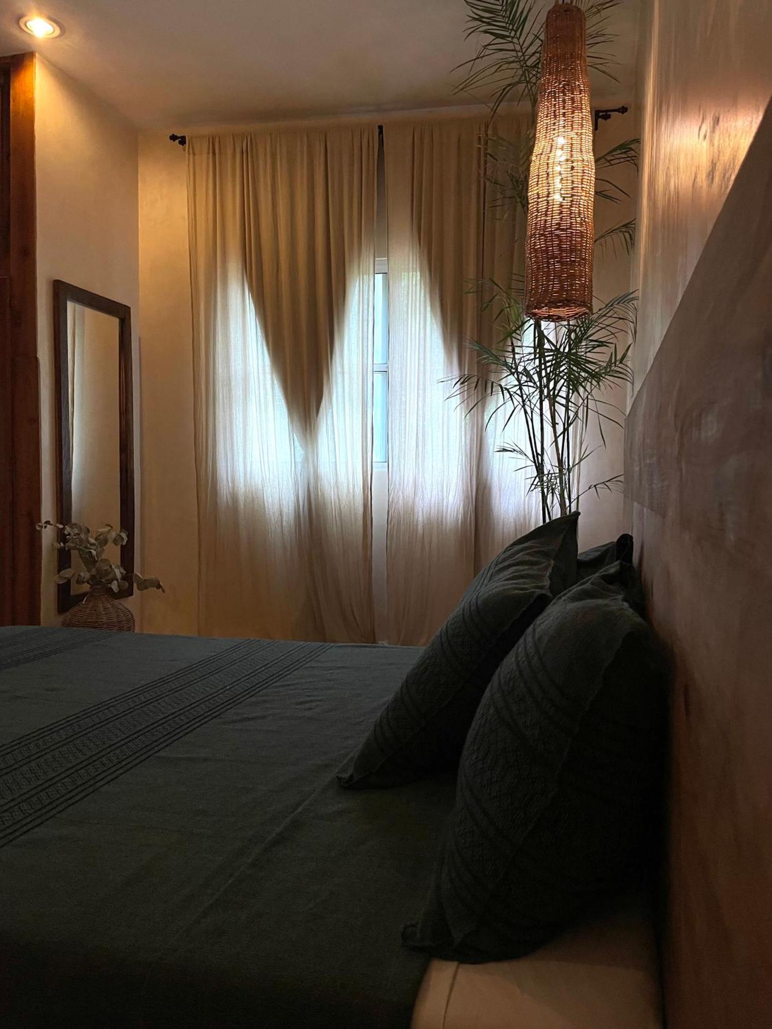 Casa Silice Guesthouse Valladolid  Zewnętrze zdjęcie