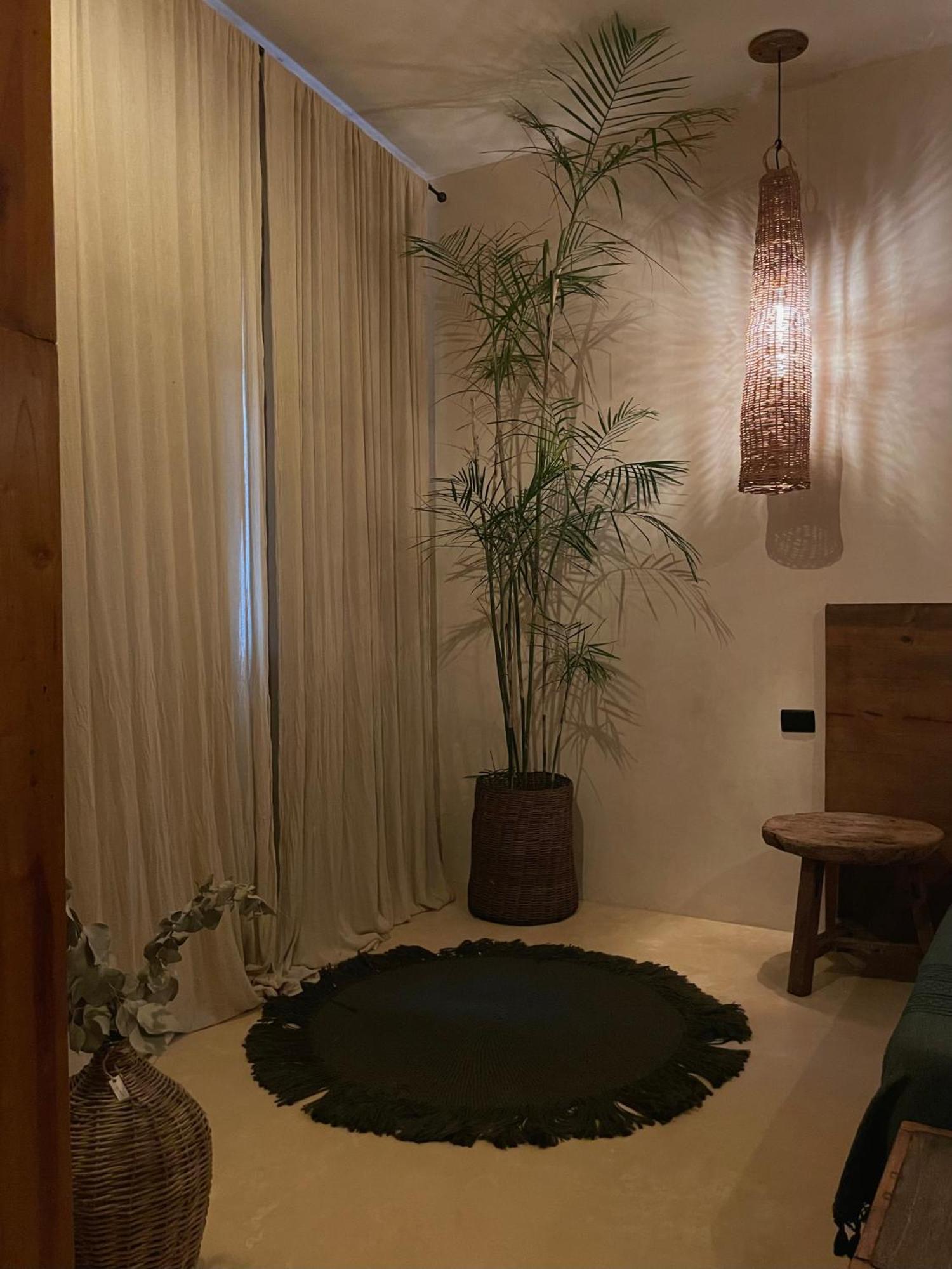Casa Silice Guesthouse Valladolid  Zewnętrze zdjęcie