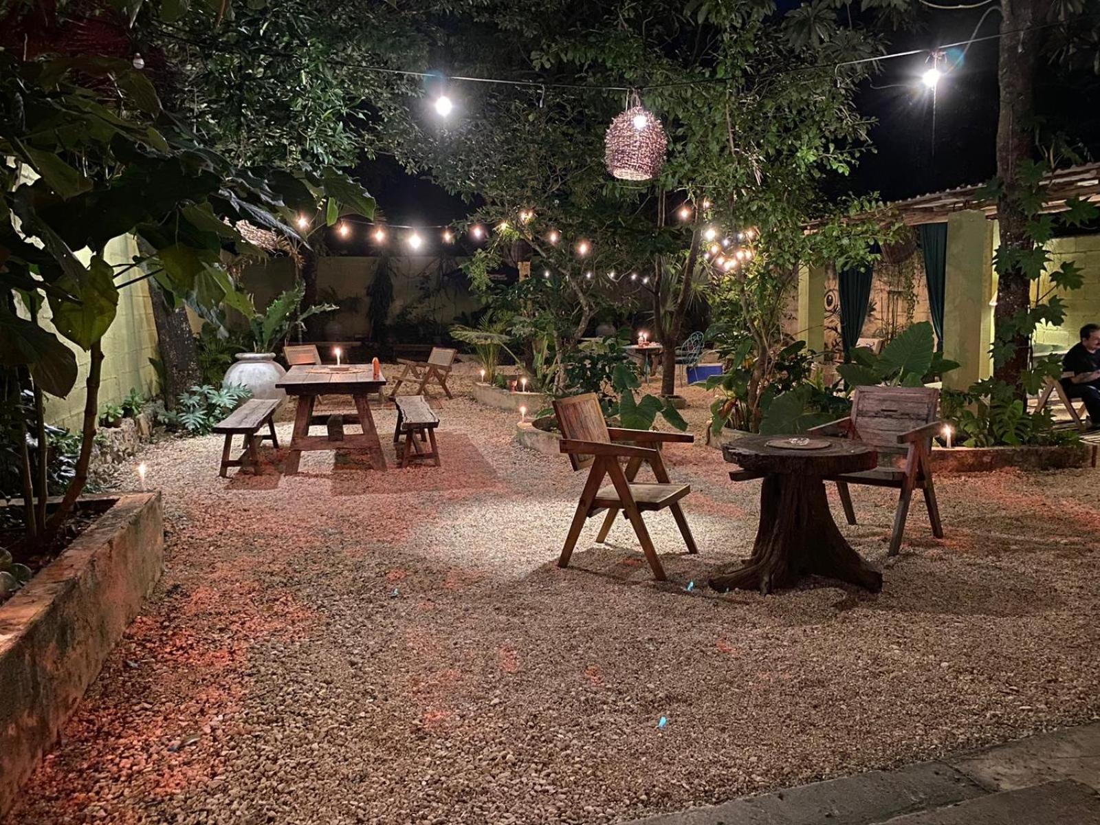 Casa Silice Guesthouse Valladolid  Zewnętrze zdjęcie