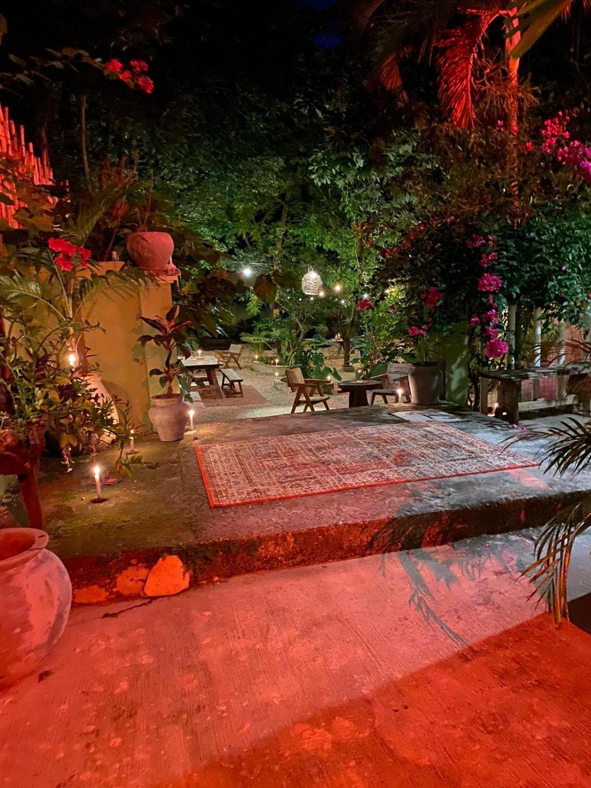 Casa Silice Guesthouse Valladolid  Zewnętrze zdjęcie
