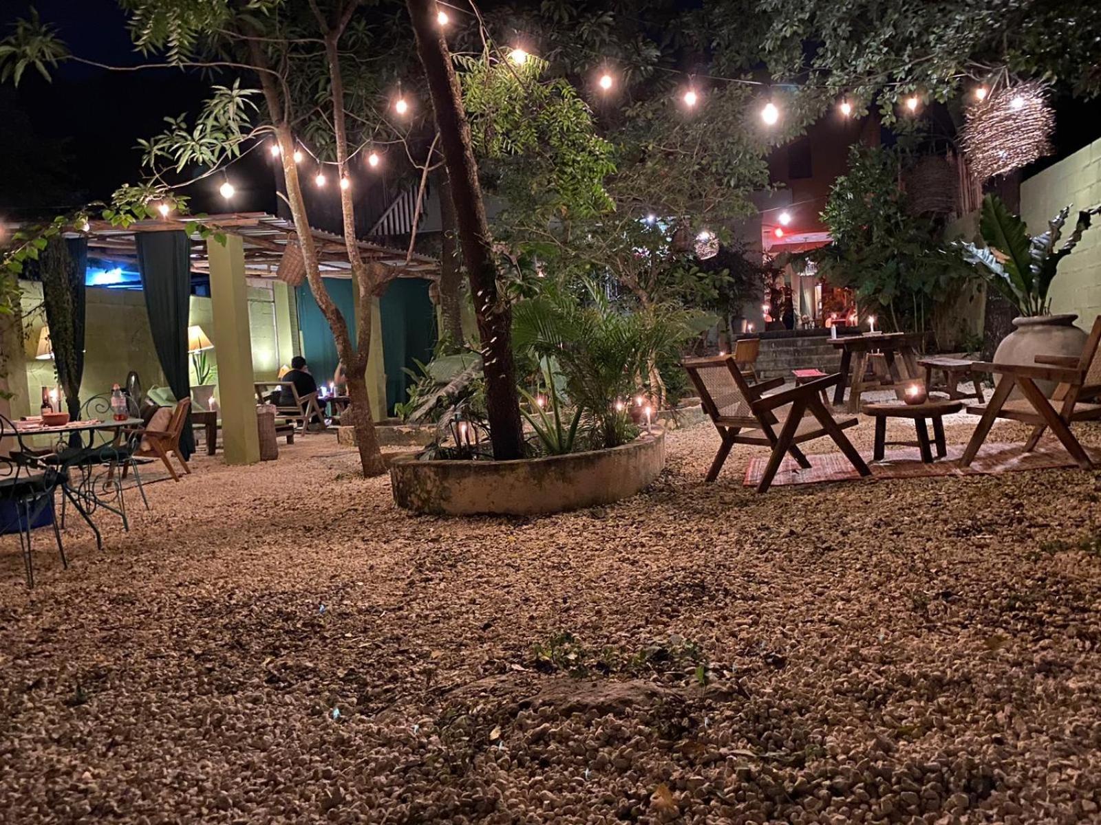 Casa Silice Guesthouse Valladolid  Zewnętrze zdjęcie